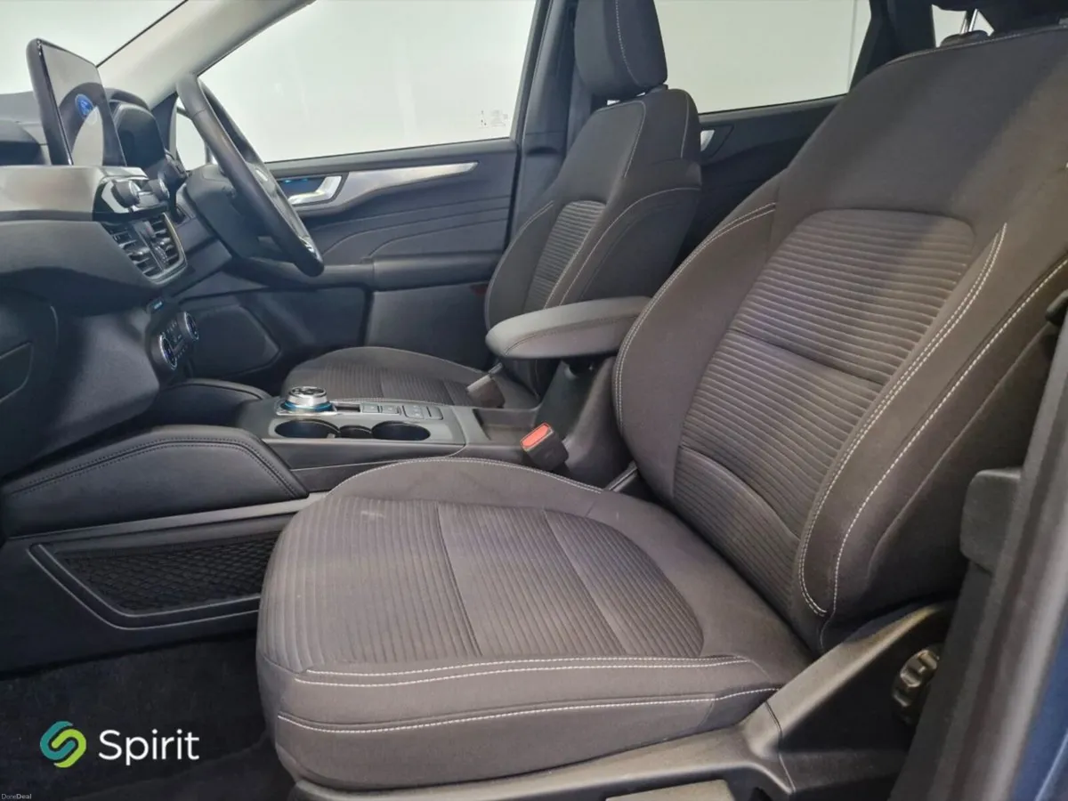 Ford Kuga 2.5 Duratec 225PS PHEV Titanium Auto - Image 3
