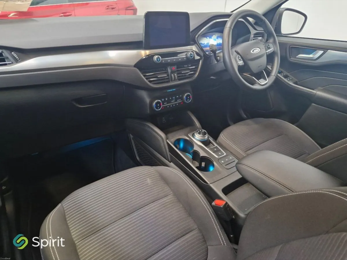 Ford Kuga 2.5 Duratec 225PS PHEV Titanium Auto - Image 4