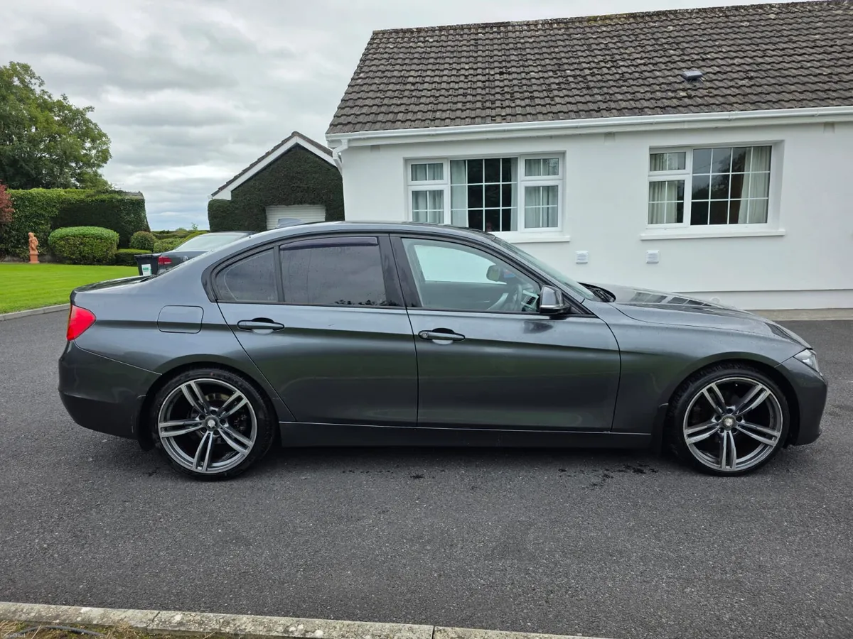 BMW 320 F10 D.. - Image 2