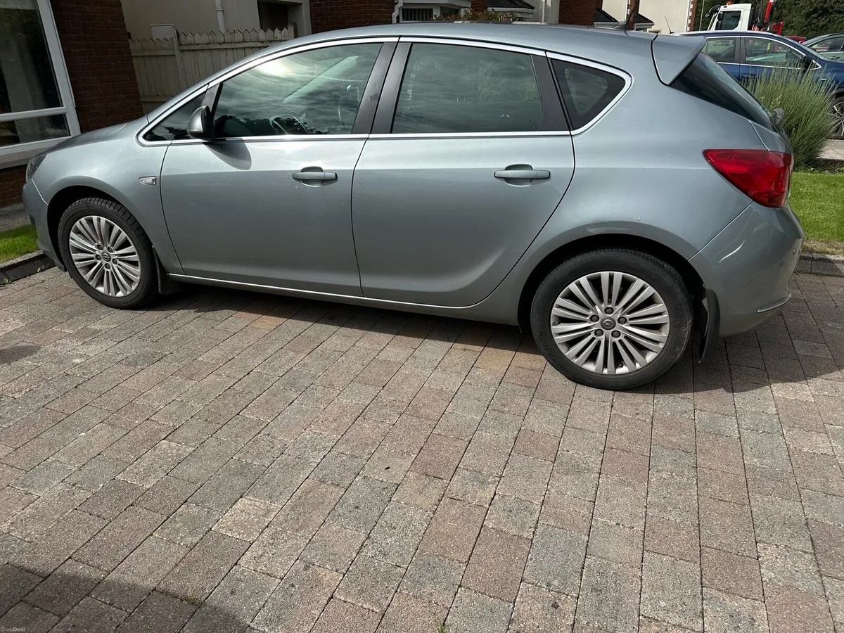 Opel Astra - Image 4