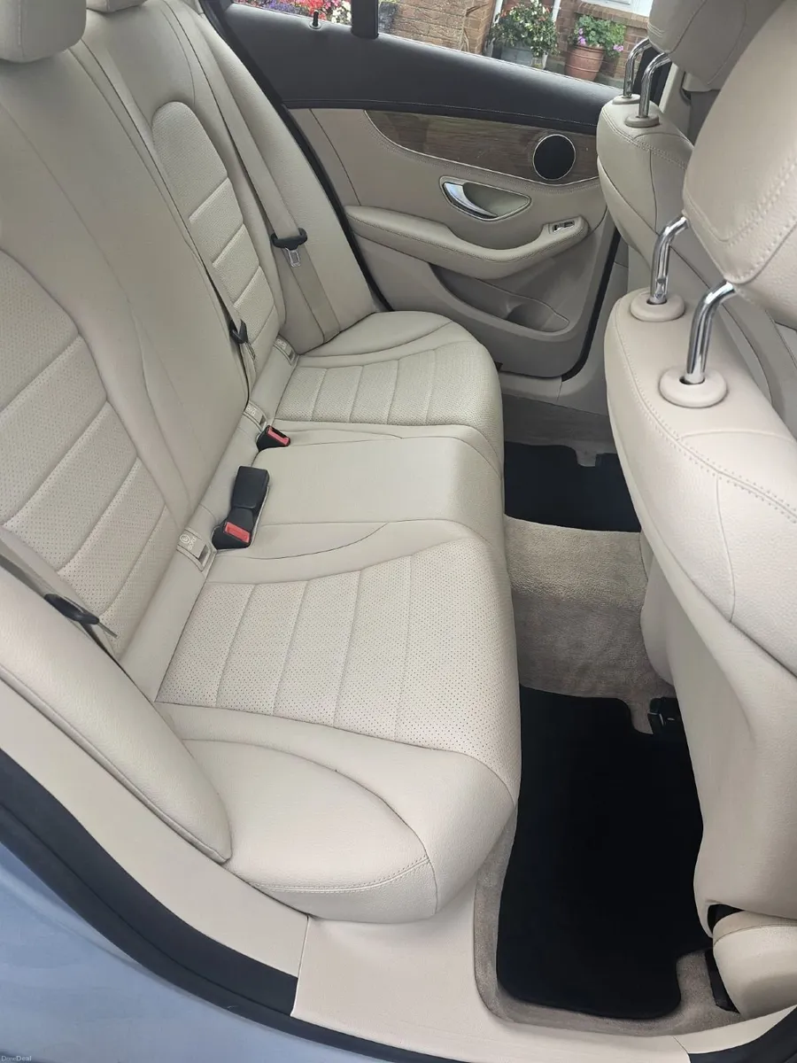 Mercedes-Benz C-Class 2016 - Image 5