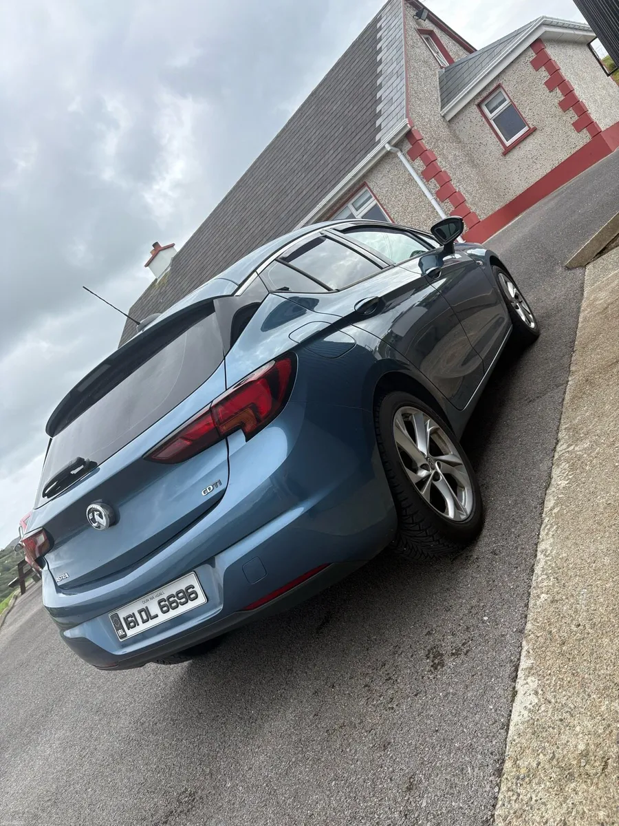 Vauxhall Astra - Image 4