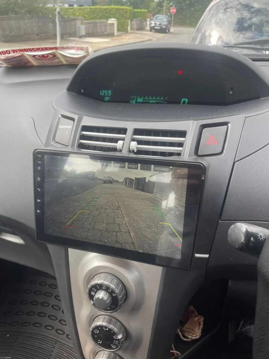 Toyota Yaris 2006 - Image 3