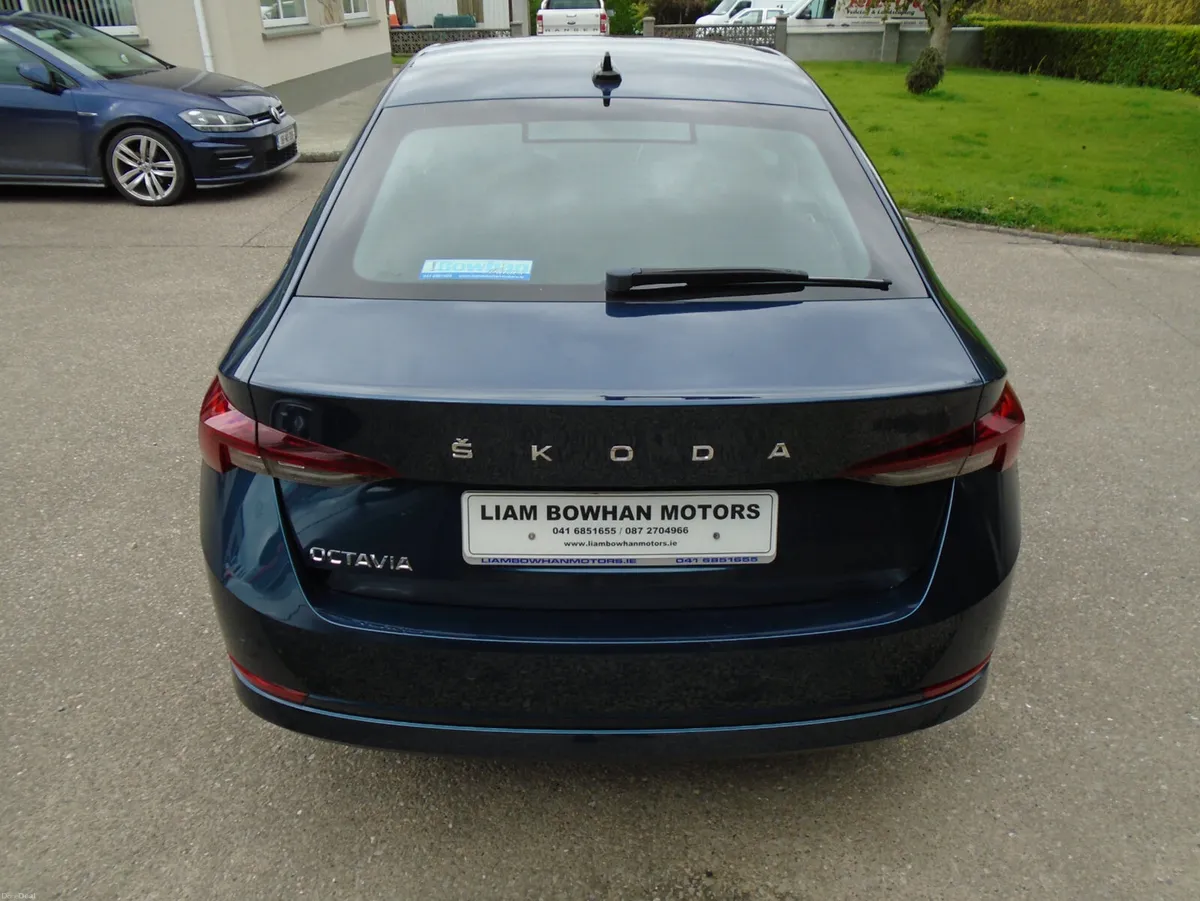 Skoda Octavia 2021,2lt diesel,camera,fogs,carplay - Image 5