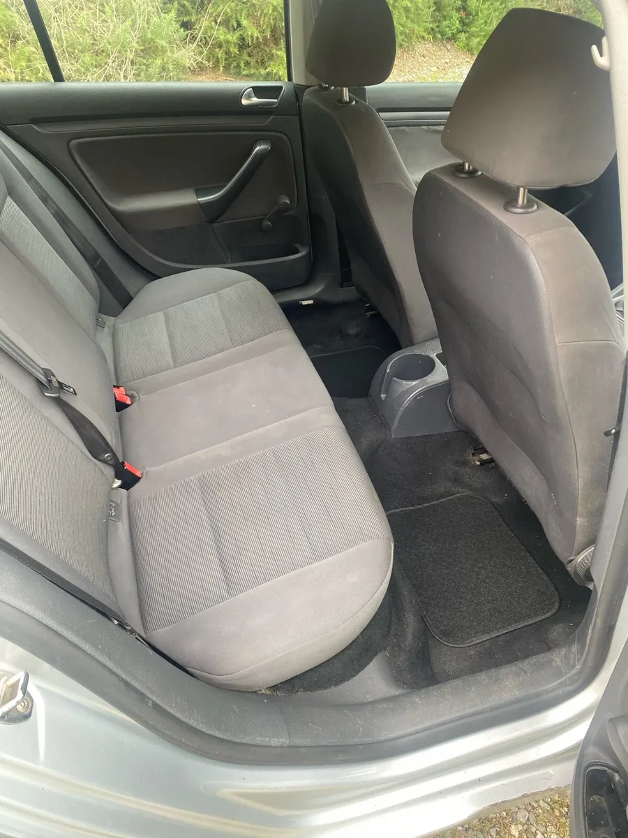 Volkswagen Golf - Image 5