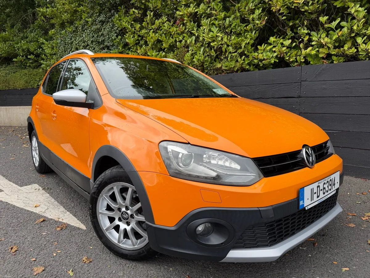 2011 VW POLO CROSS AUTOMATIC LOW MILEAGE - Image 1