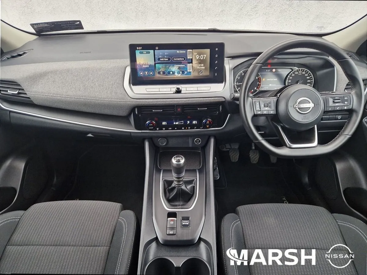 Nissan Qashqai 1.3 MHEV SV MY24 04DR - Image 2