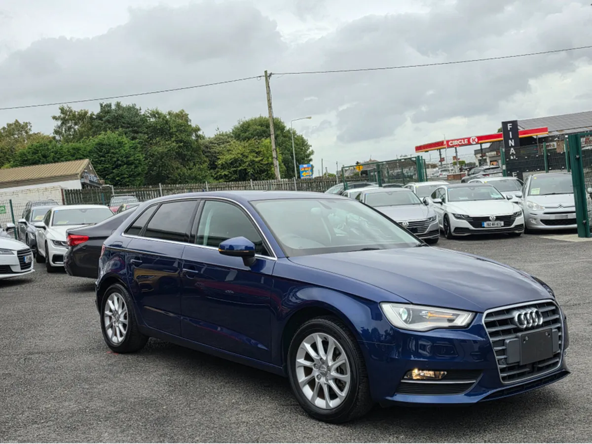 Audi A3 1.4 TFSI PRIVACY GLASS - REV CAMERA  - PAR - Image 2