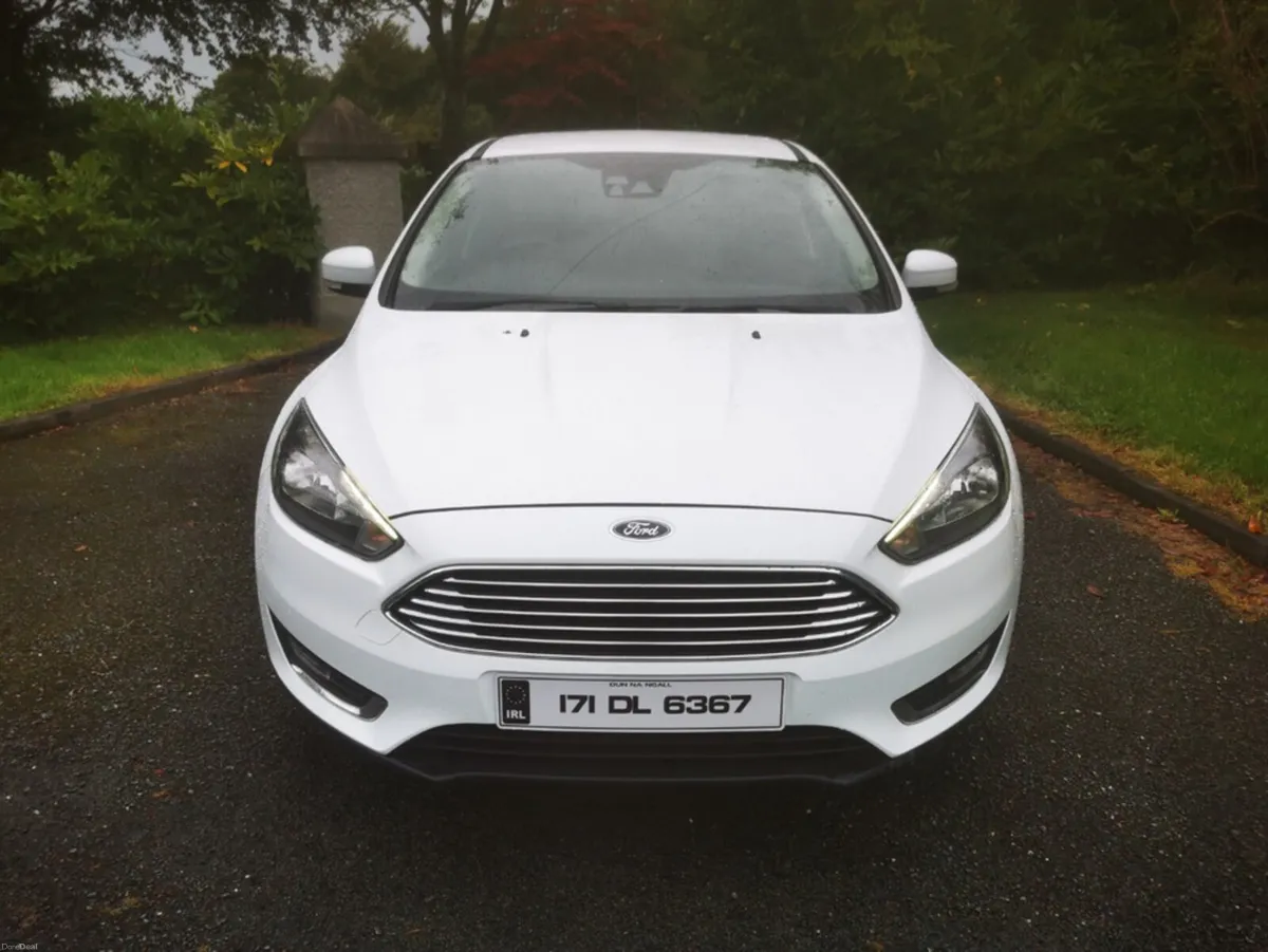Ford Focus TITANIUM S/S 120PS 5DR - Image 4