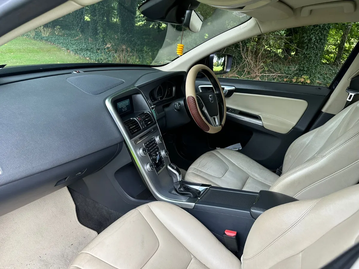Volvo XC60 2016 Automatic New NCT 08/27 - Image 5