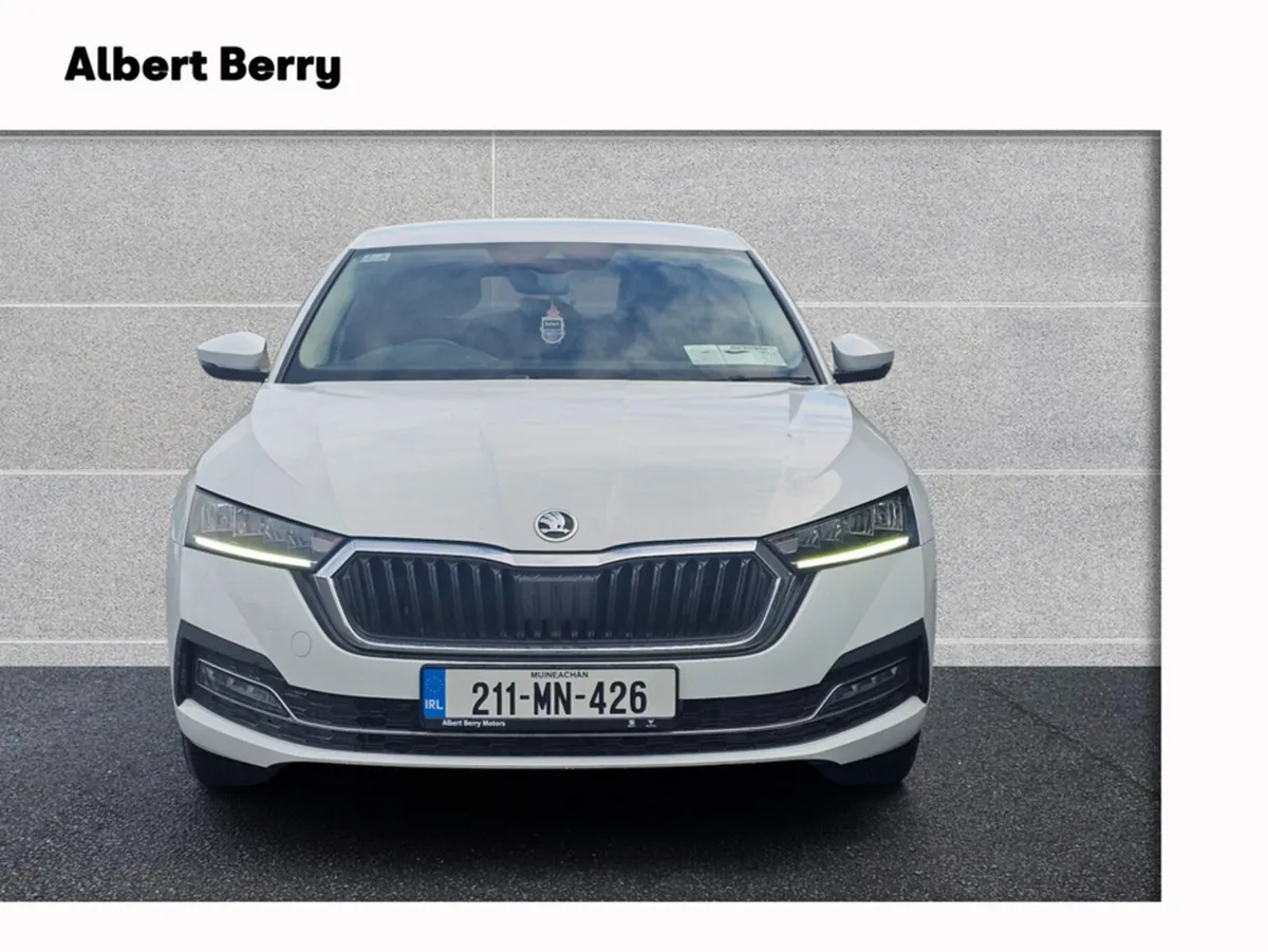 Skoda Octavia STYLE 2.0 TDI 115HP 5DR - Image 2