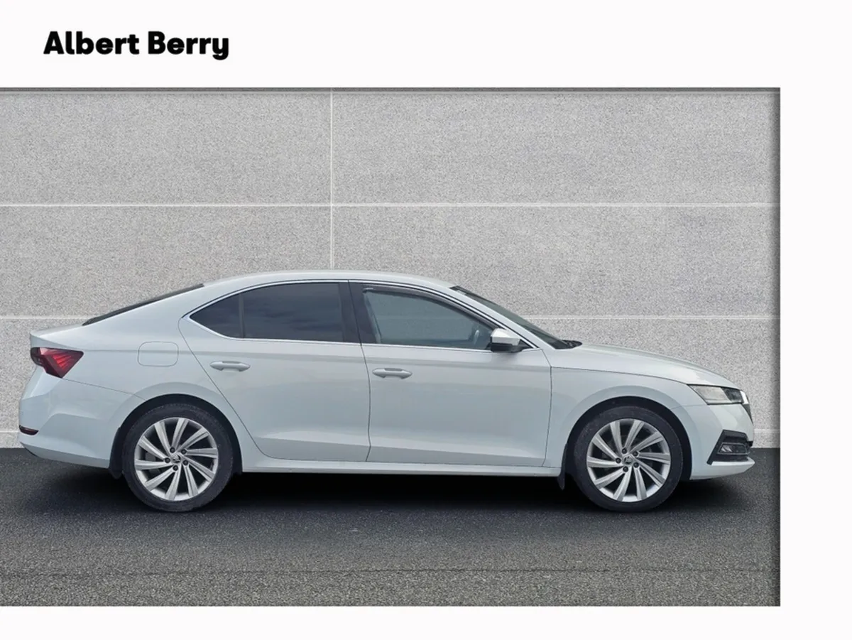 Skoda Octavia STYLE 2.0 TDI 115HP 5DR - Image 3