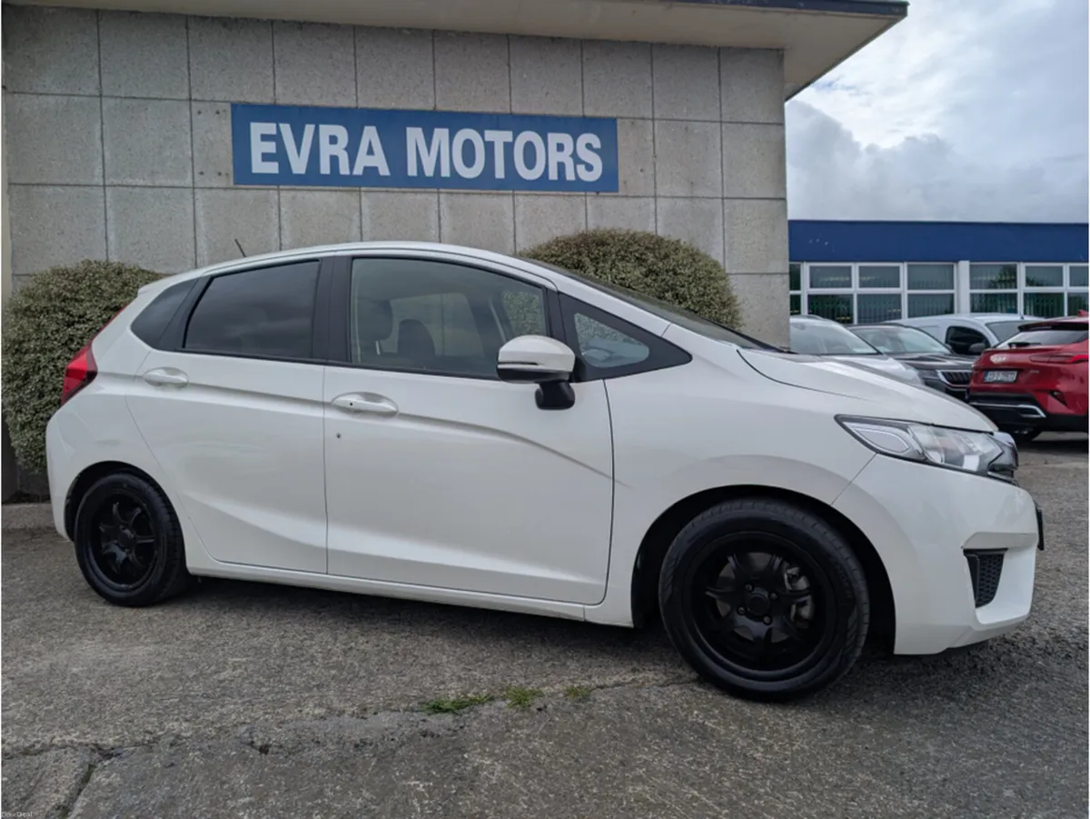 Honda Fit AUTOMATIC 1.3 PETROL // - Image 3