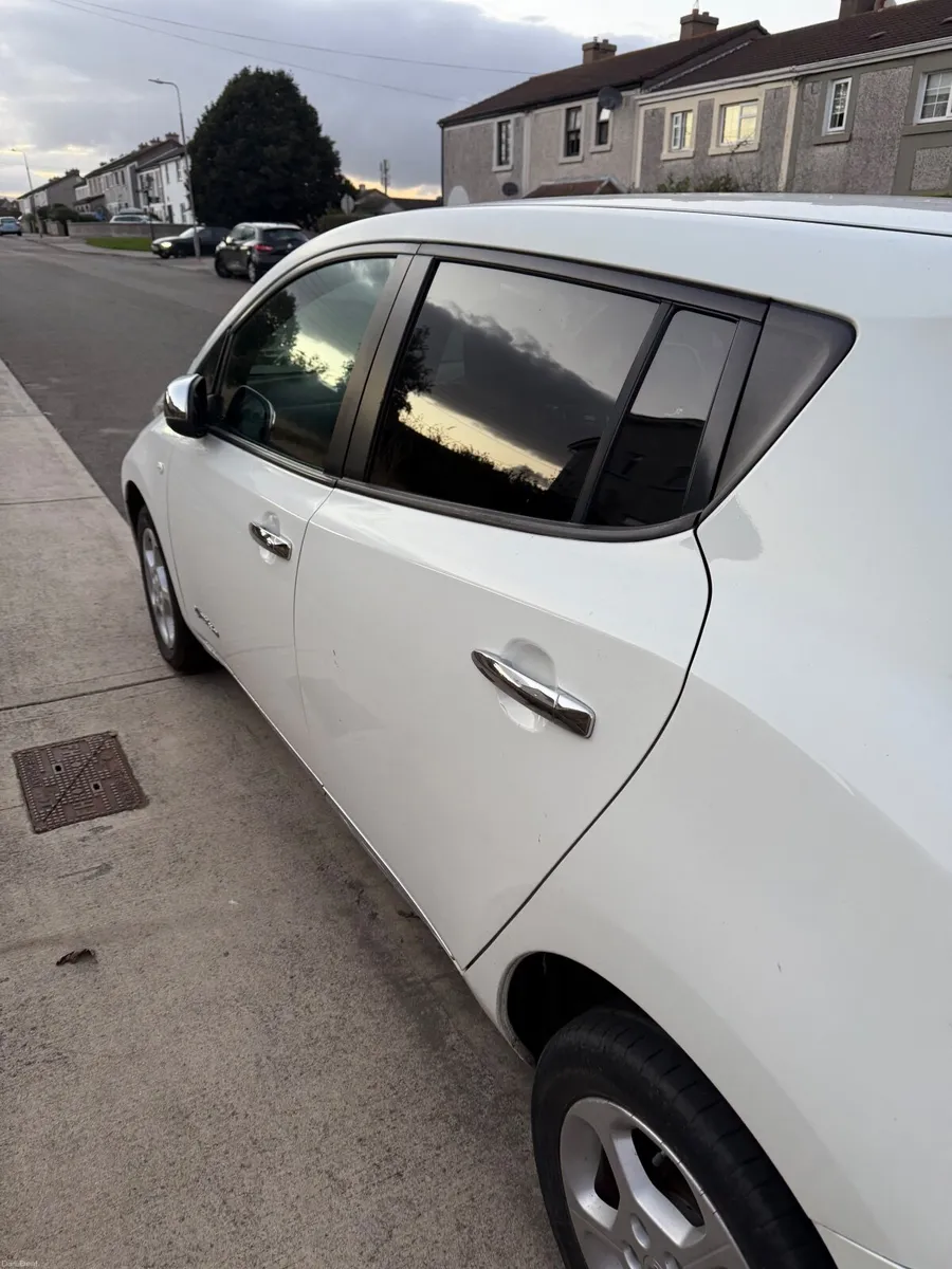 Nissan Leaf 2015 - Image 5