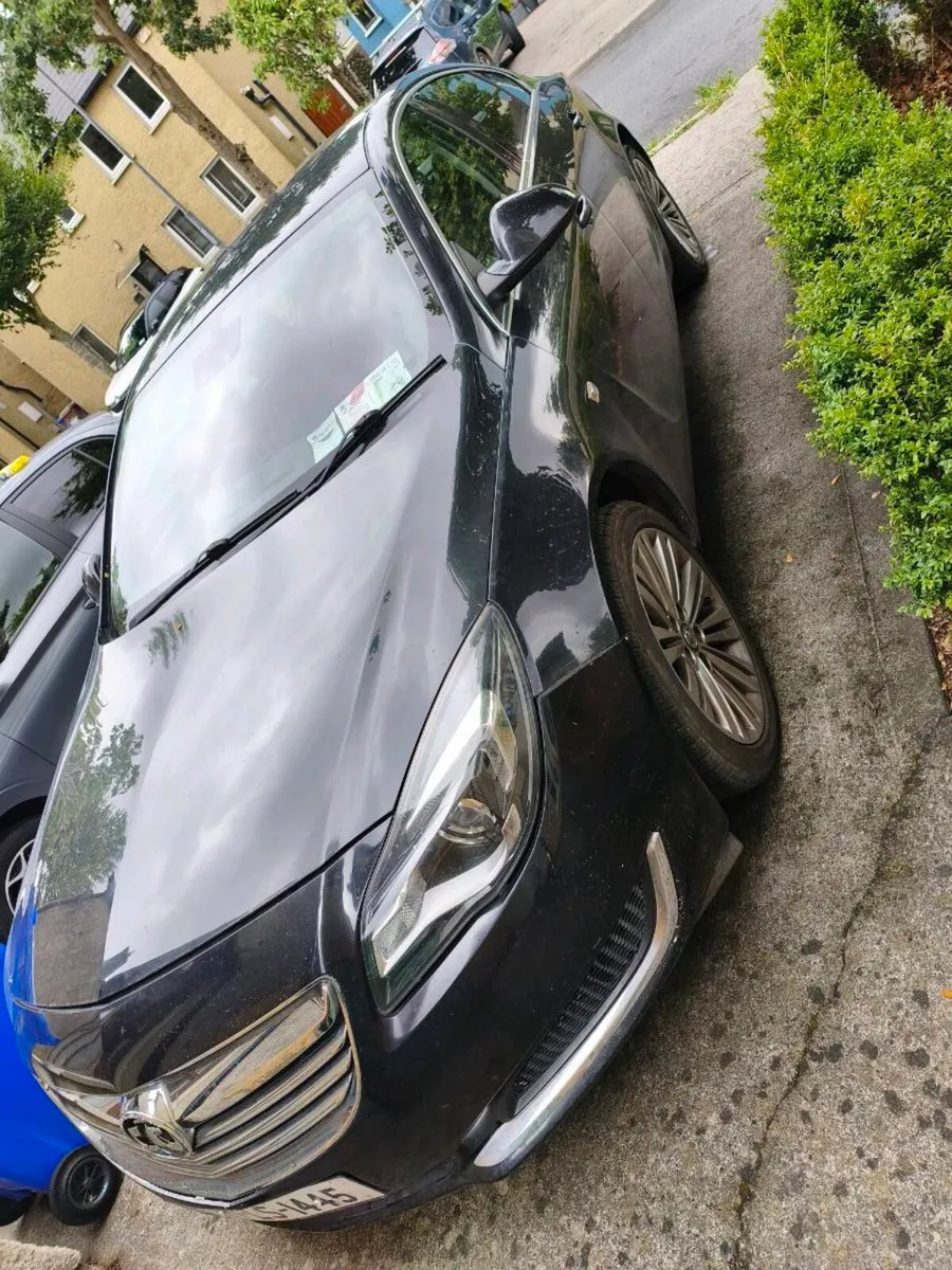 Car - Image 1