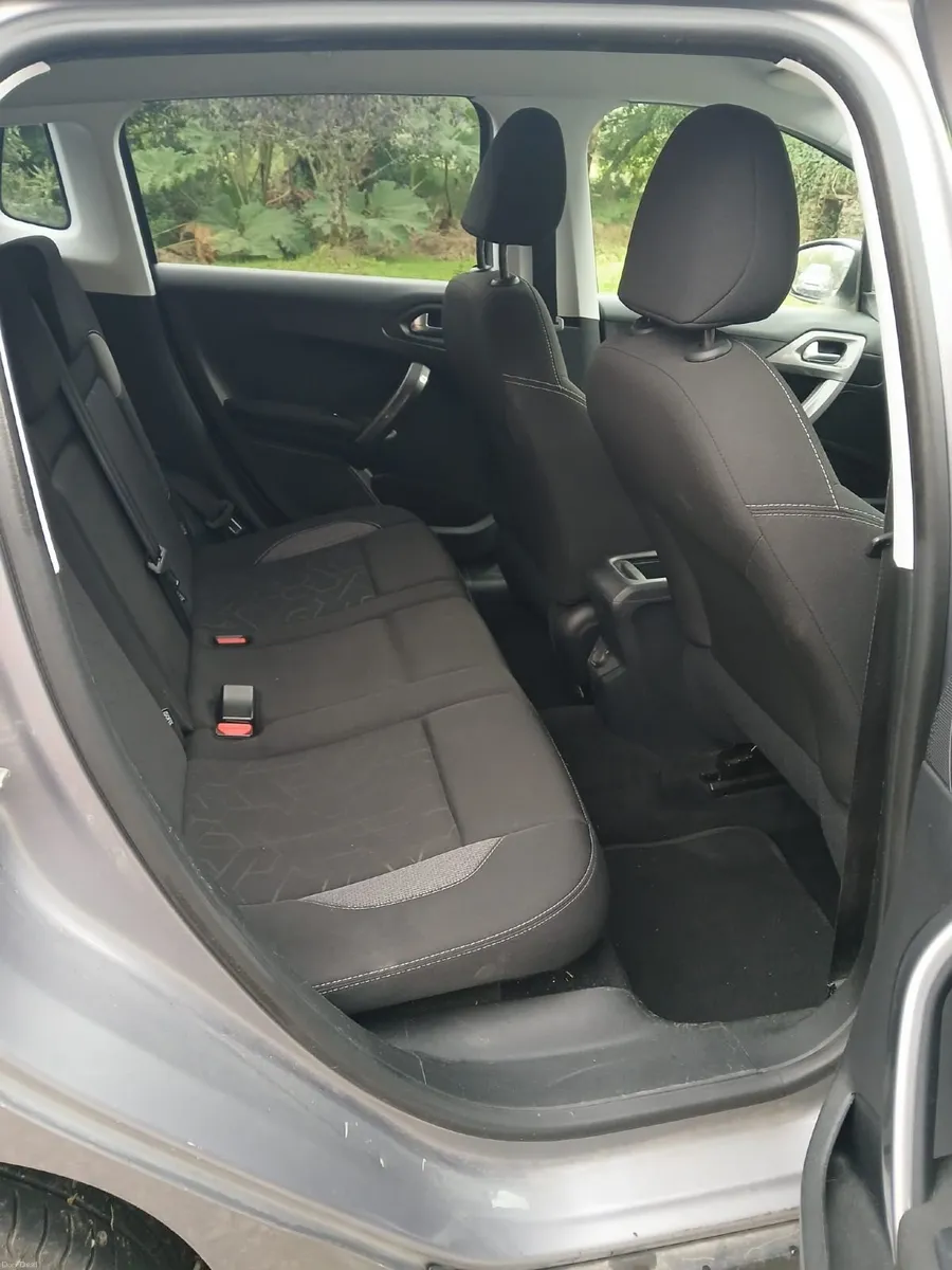 Peugeot 2008 2018 - Image 5