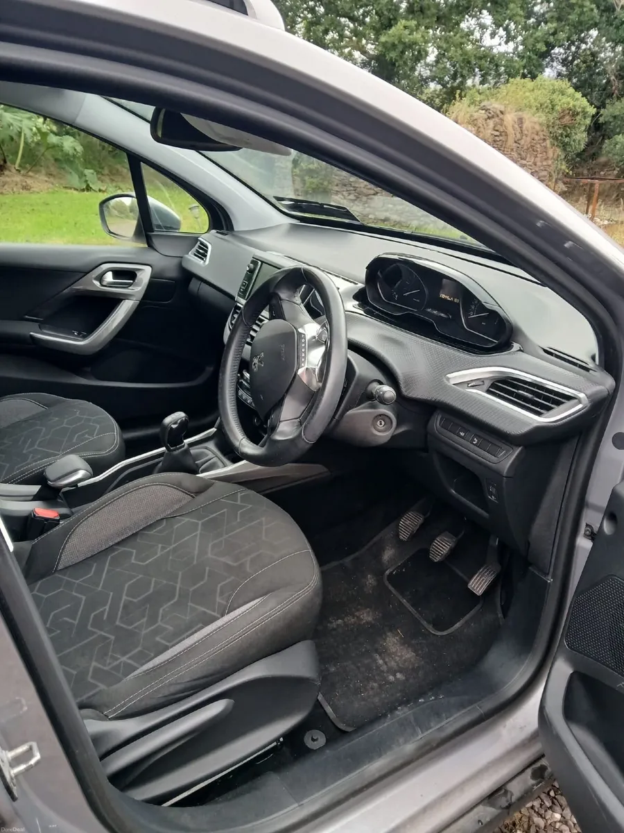 Peugeot 2008 2018 - Image 3