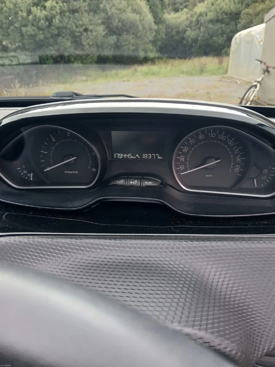Peugeot 2008 2018 - Image 4