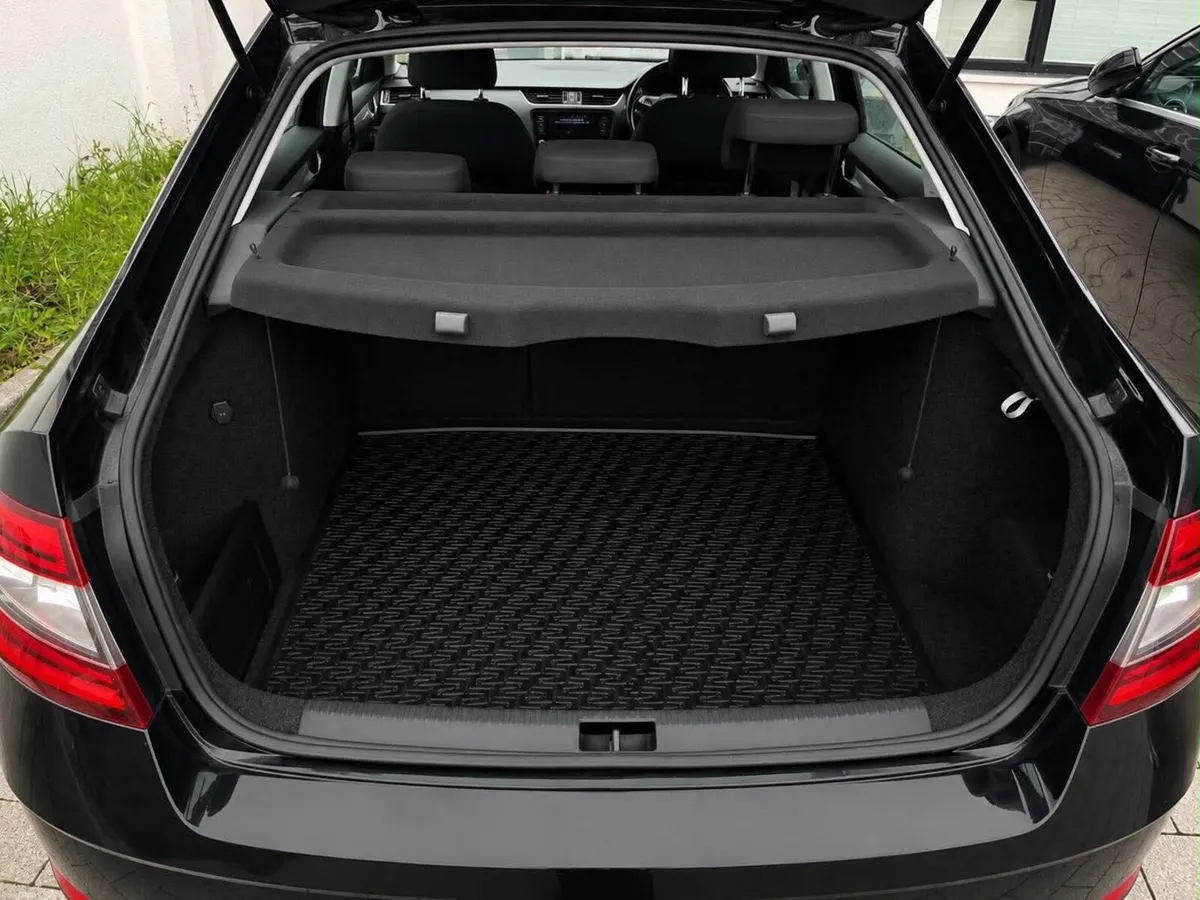 Stunning 2017 Skoda Octavia – Automatic Diesel - Image 2