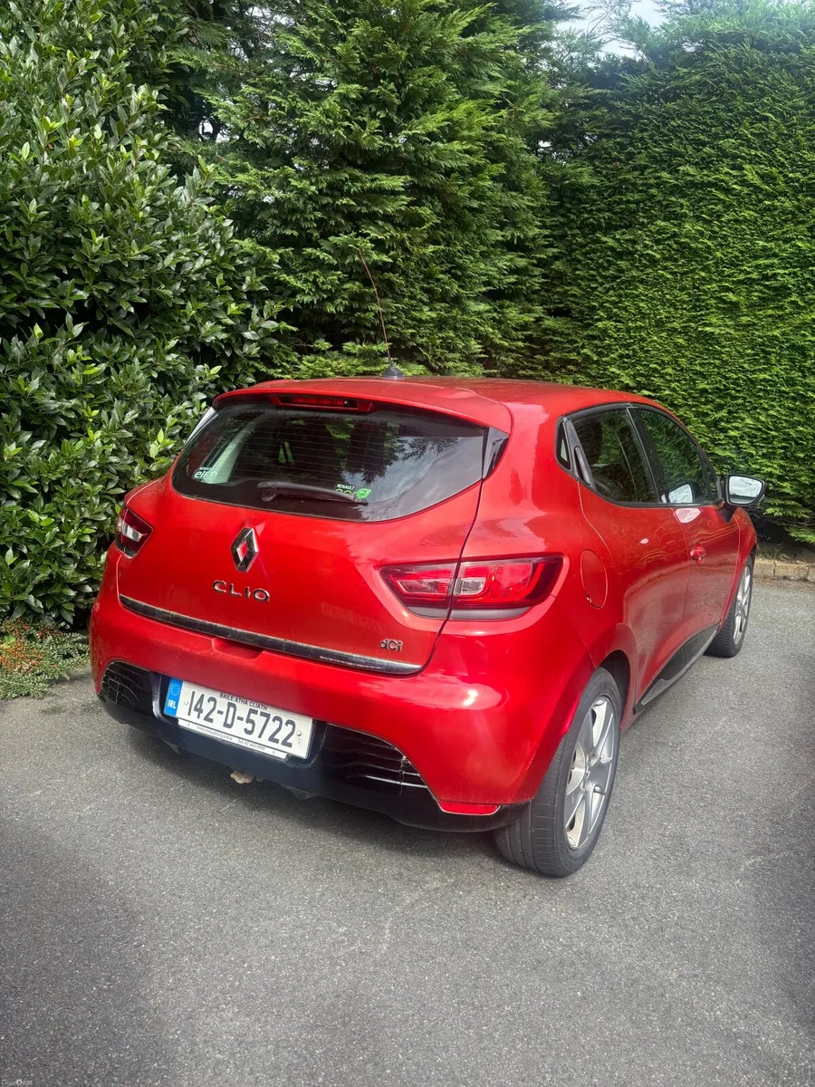 Renault Clio 2014 - Image 1