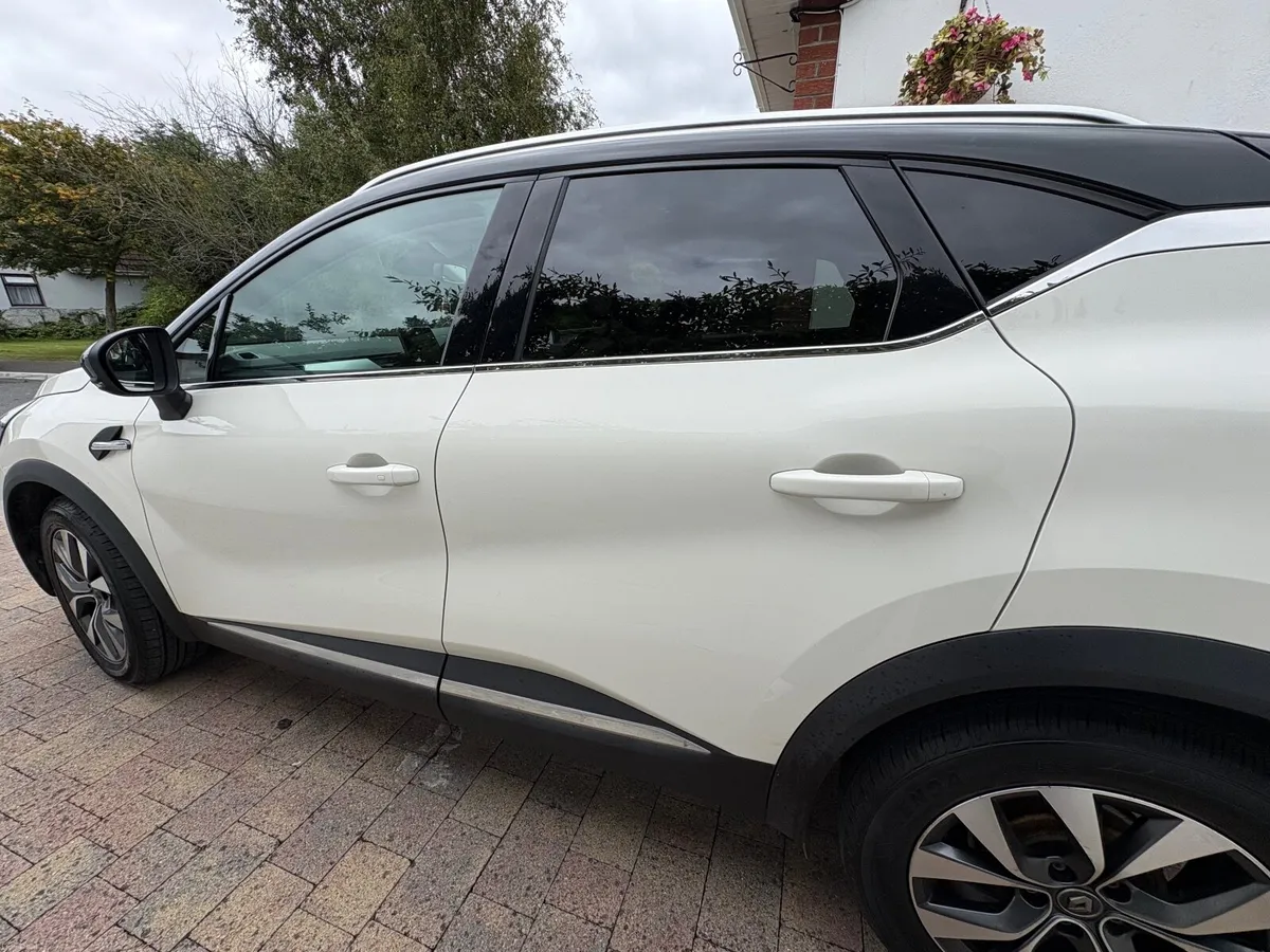 Renault Captur 2020 S edition Metallic White - Image 5