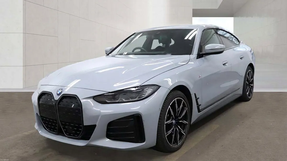 BMW i4 M Sport edrive 40 - Brooklyn Grey - Image 2