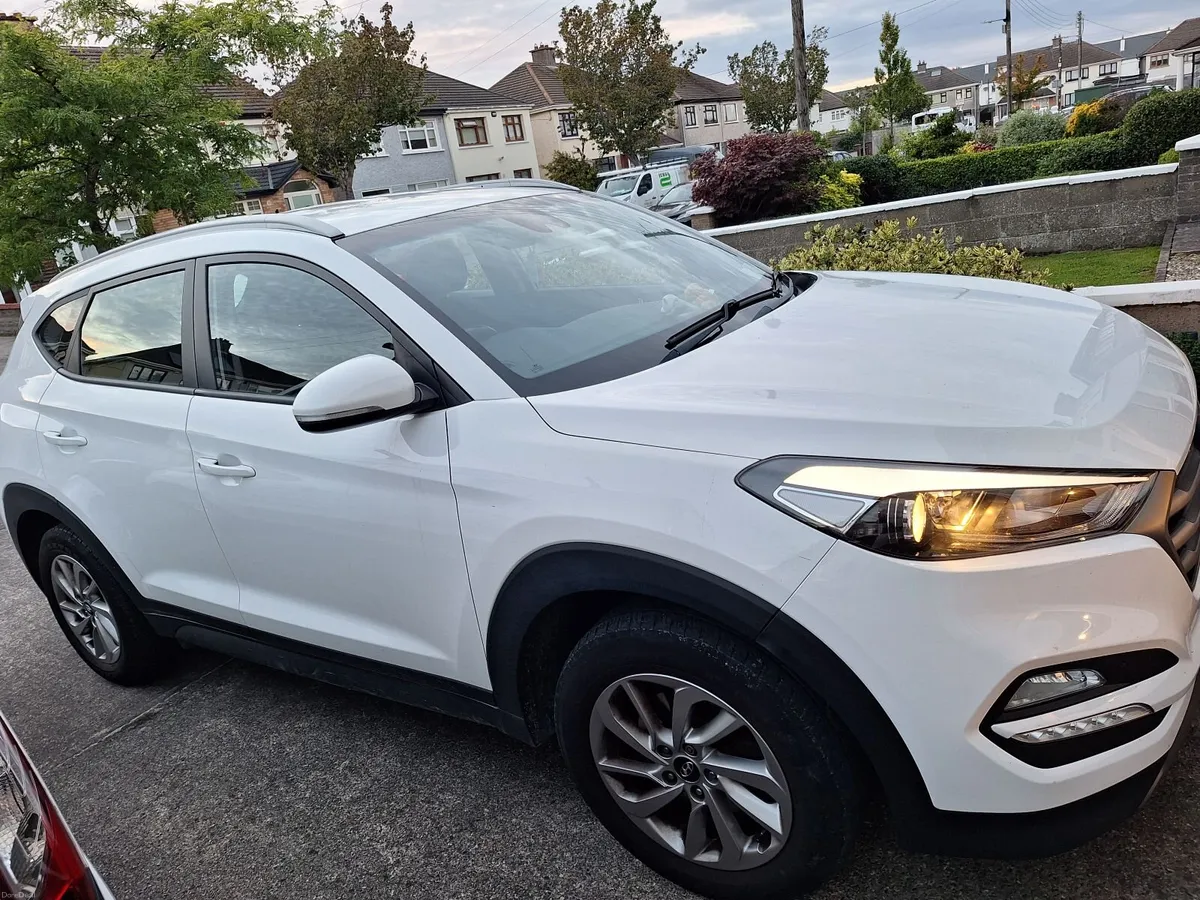 Hyundai Tucson 2015 - Image 2
