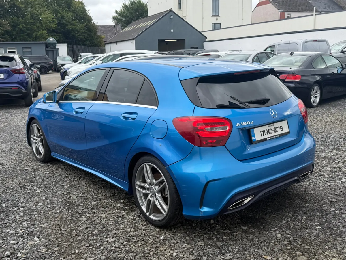 171 MERCEDES A160D AMG PREMIUM PLUS - HUGE SPEC - - Image 4