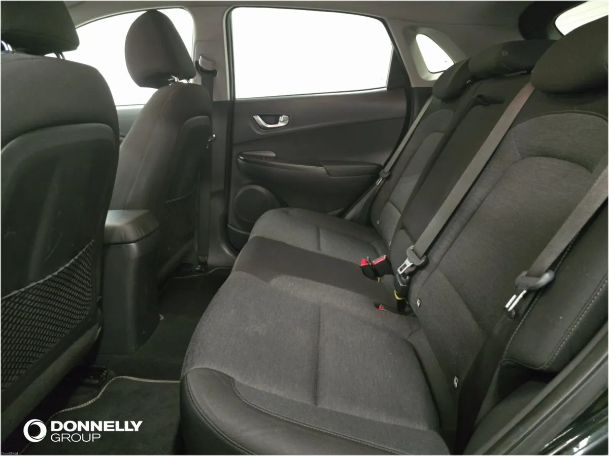 Hyundai Kona 150kW Premium 64kWh 5dr Auto - Image 6