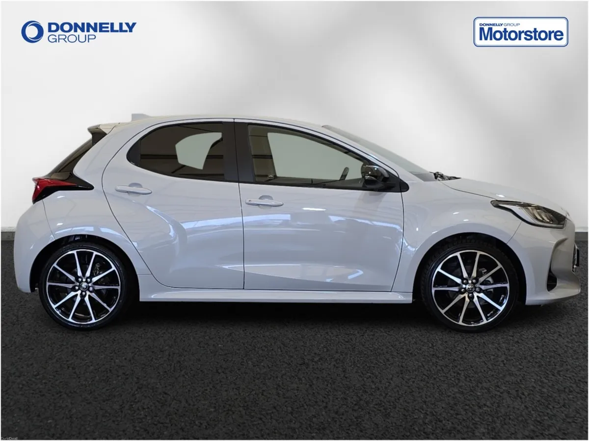 Toyota Yaris 1.5 Hybrid GR Sport 5dr CVT - Image 3