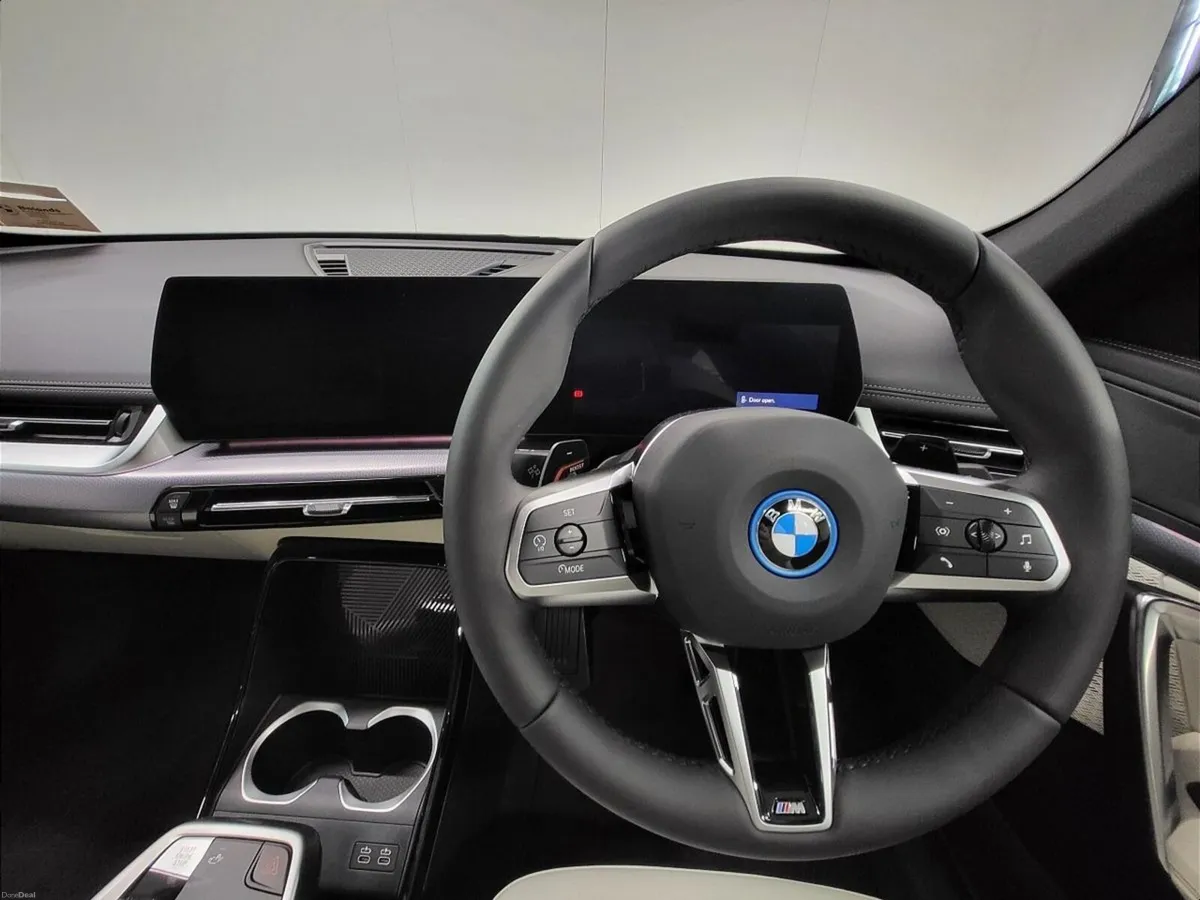 BMW iX xDrive25e M Sport - Image 5