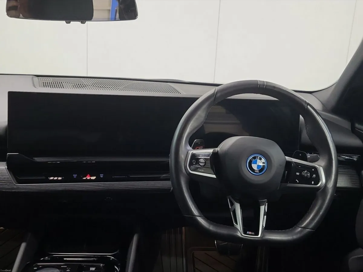 BMW 5-Series 530e M Sport - Image 5
