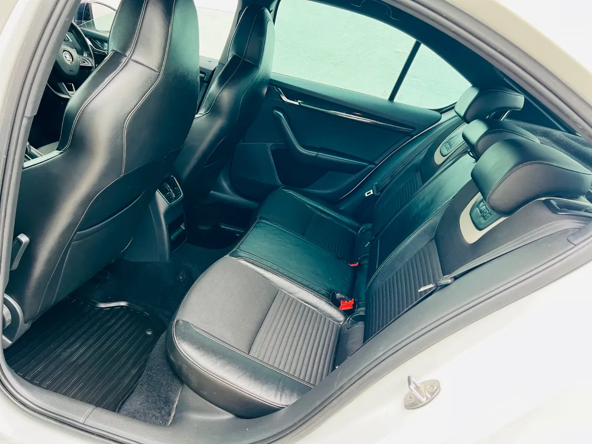 2014 Skoda Octavia 2.0 VRS - Image 5