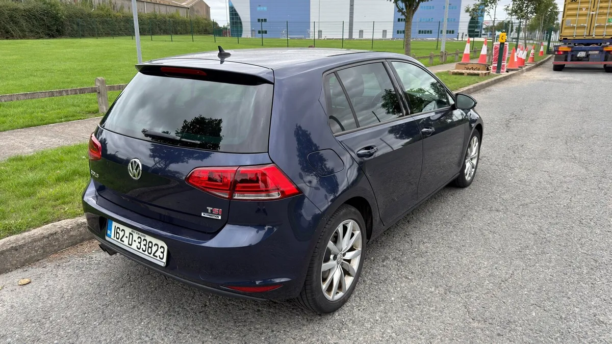 Volkswagen Golf 1.4 TSI Highline ONLY 64kms - Image 3