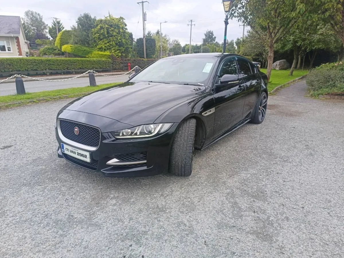 Jaguar XE 17 r-sport 180bhp - Image 3