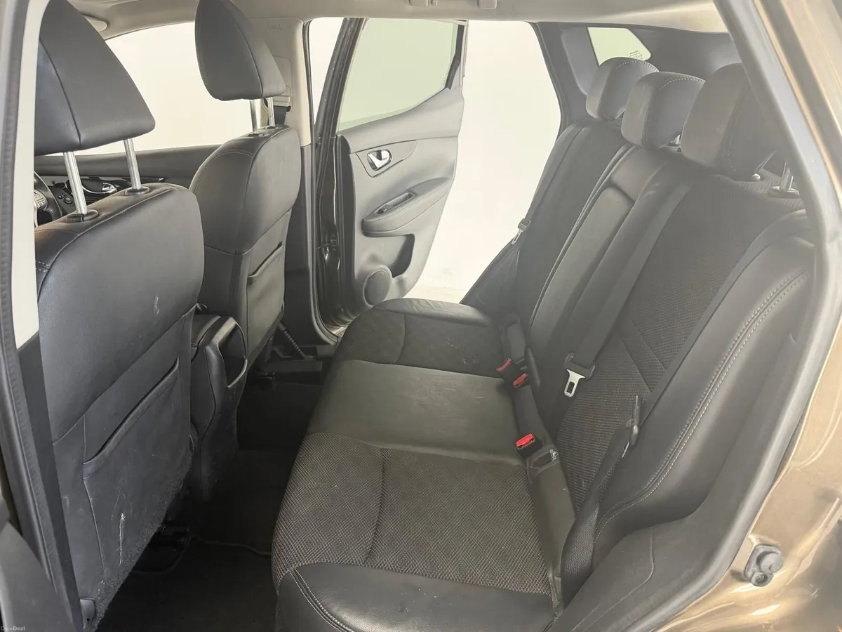 Car - Image 6