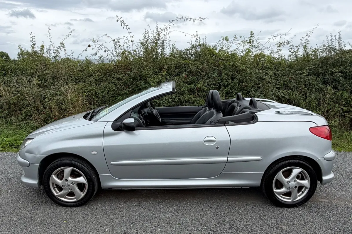 Peugeot 206 Coupe Cabriolet 2004 - Image 2
