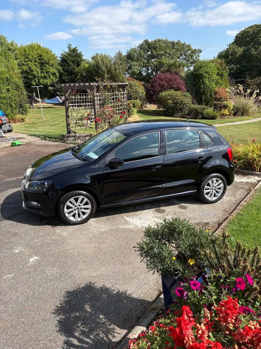 Volkswagen Polo Hatchback Black Petrol 1L - Image 2