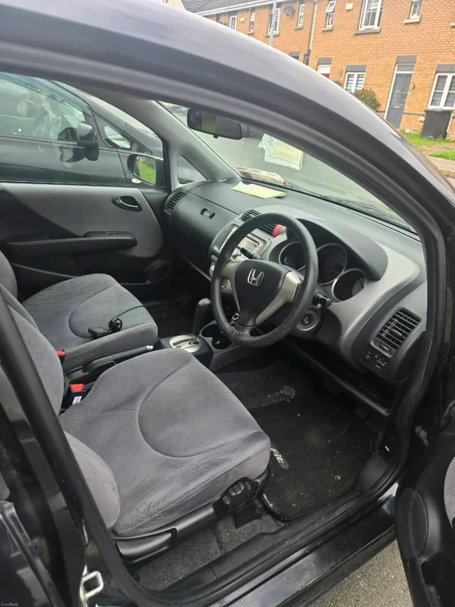 2006 honda fit - Image 6