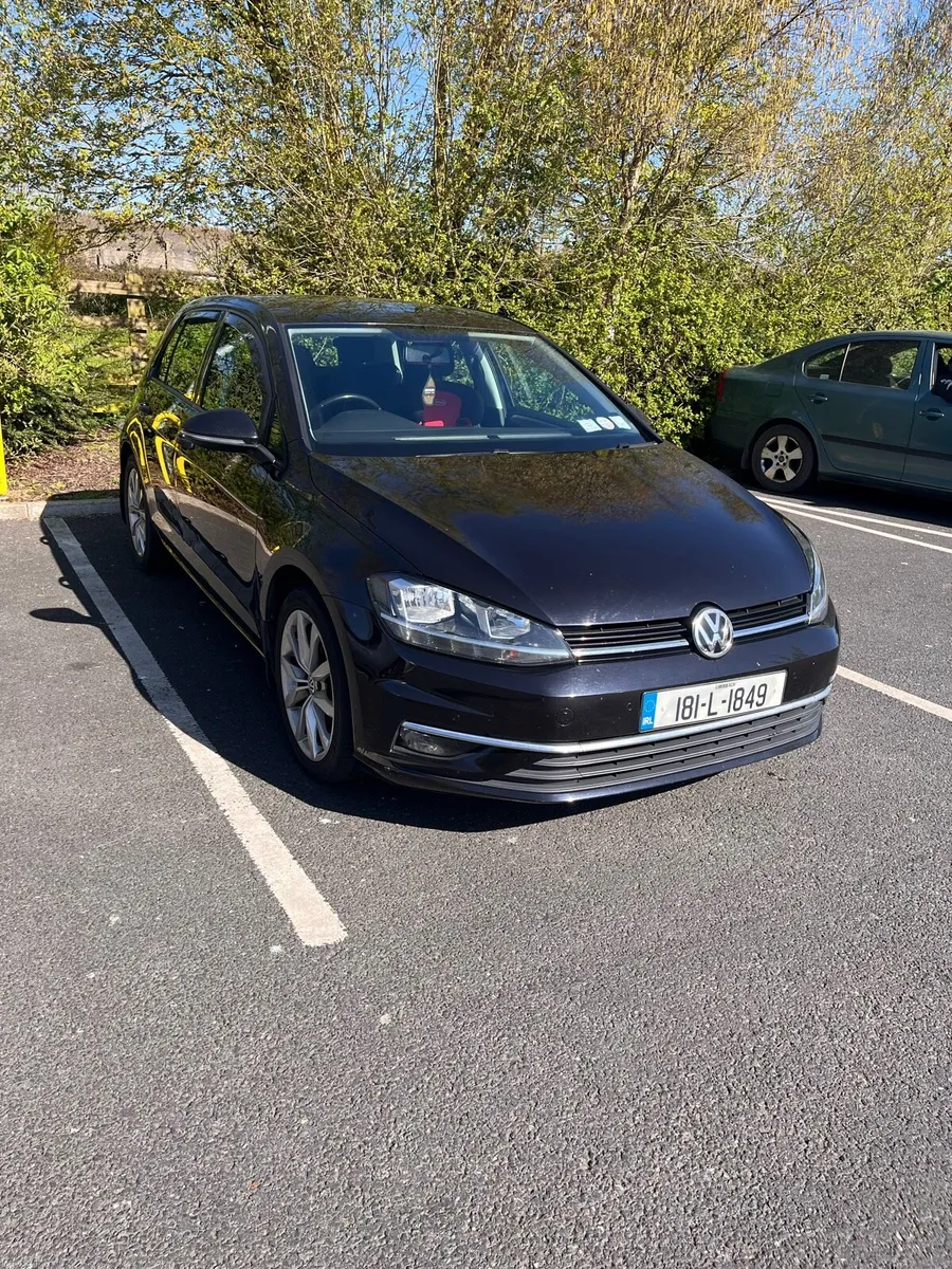 Low mileage VW GOLF - Image 4