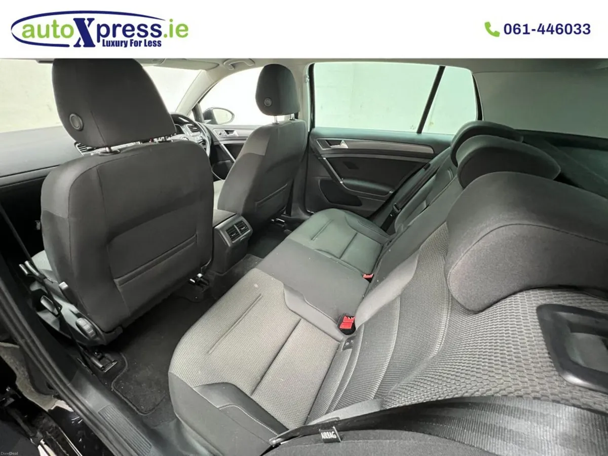 Volkswagen Golf 1.2 	TSI COMFORT LINE, Reversing c - Image 4