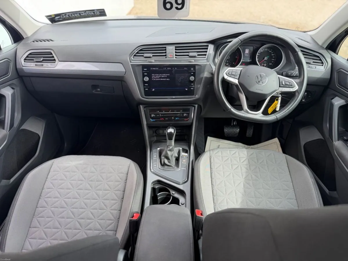 Volkswagen Tiguan Life 2.0tdi D7F 150HP 5DR Auto - Image 6