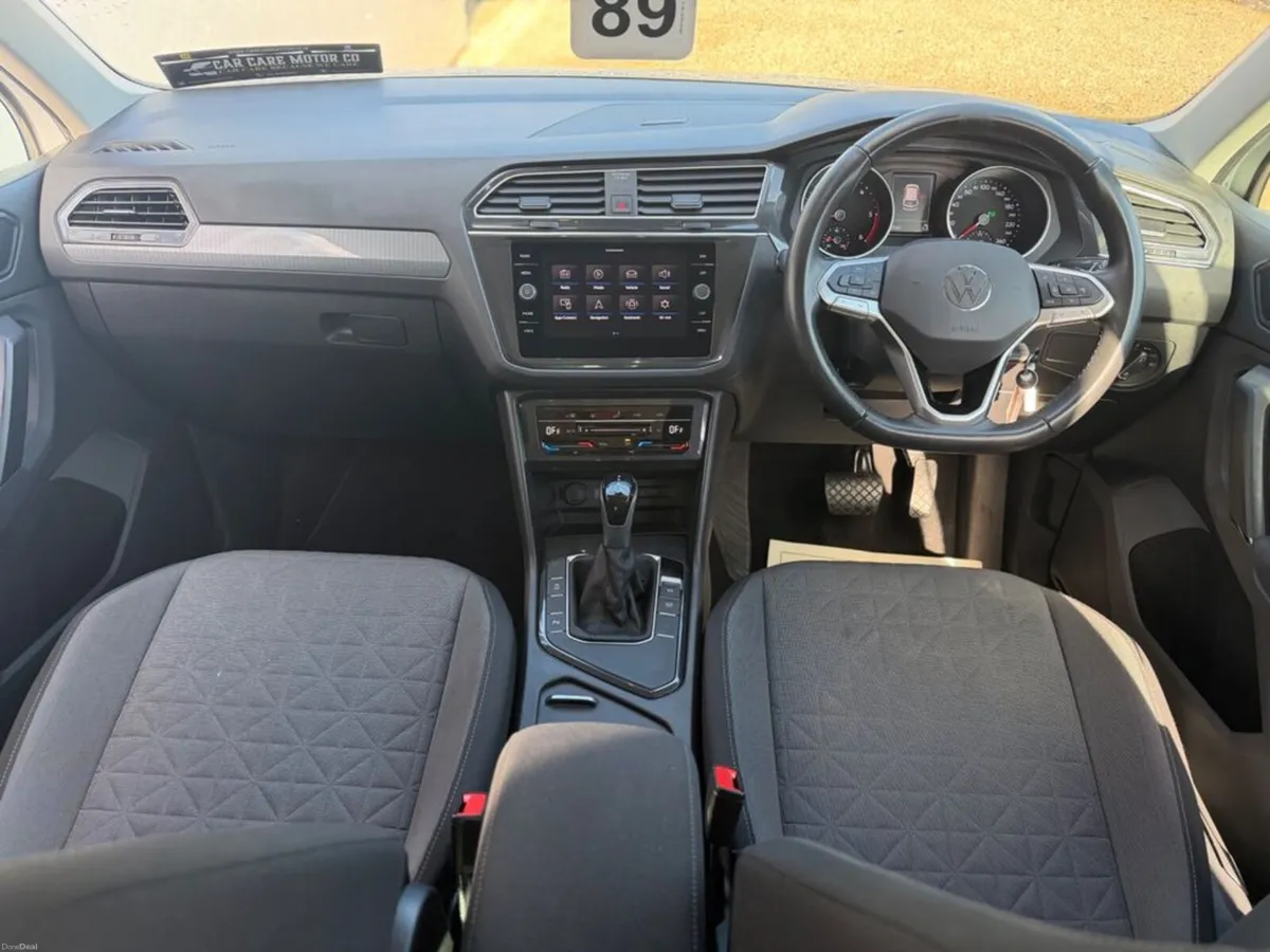 Volkswagen Tiguan Life 2.0tdi D7F 150HP 5DR Auto - Image 6