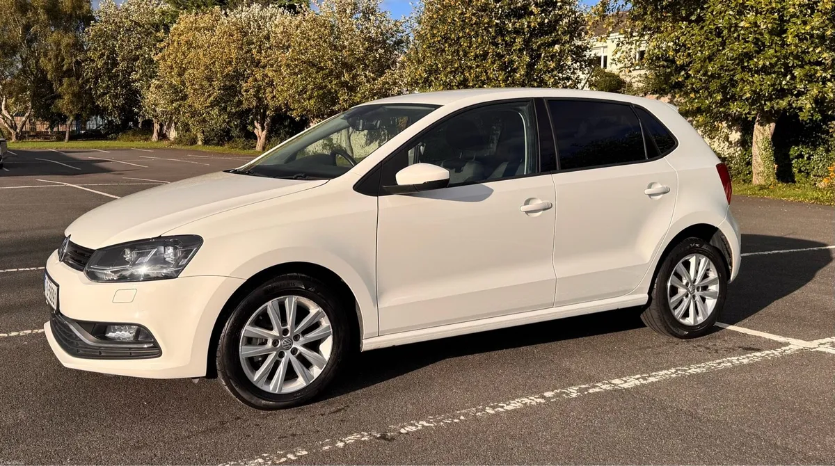 Volkswagen Polo AUTOMATIC 1.2 - Image 3