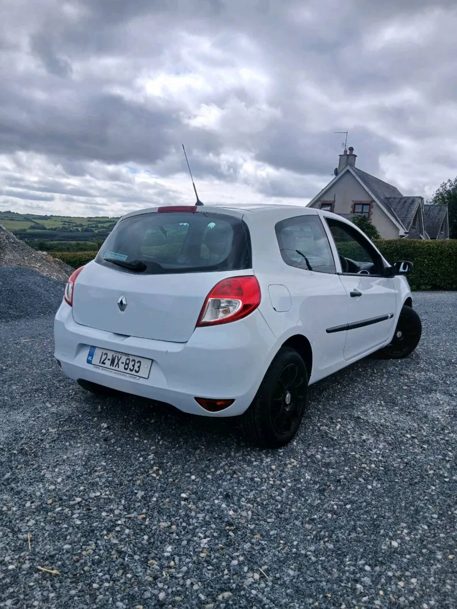 12 renault clio 1.2 petrol new nct - Image 2