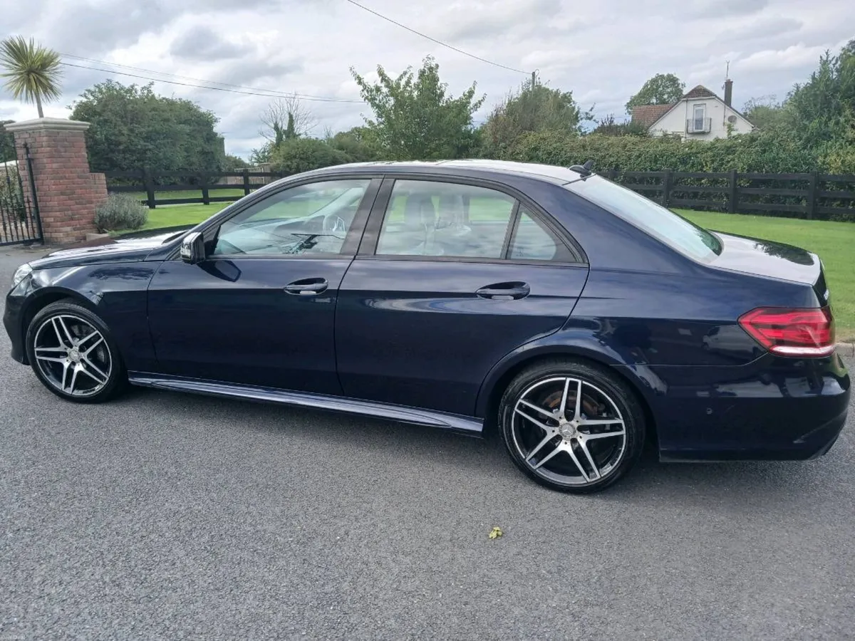 Car - Image 1