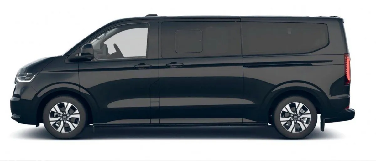 Volkswagen Caravelle 9 Seat Style PHEV 230hp - Image 2