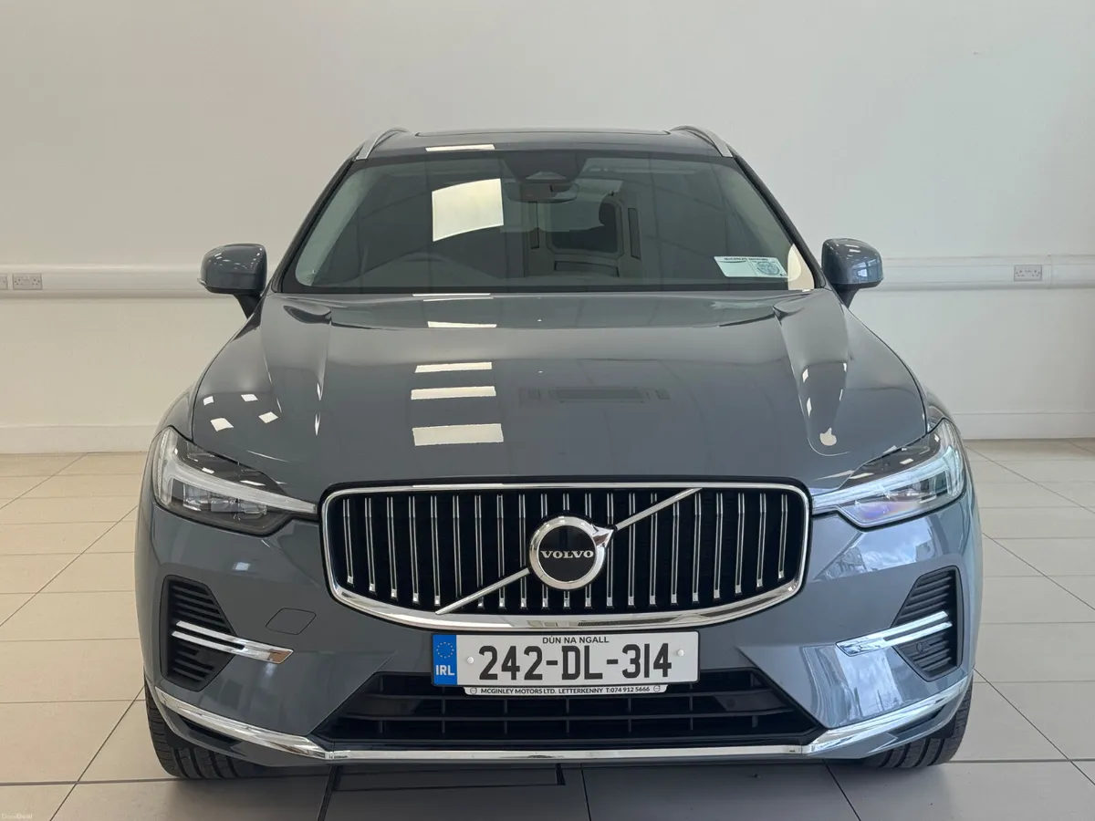 Volvo XC60 2024 - Image 3