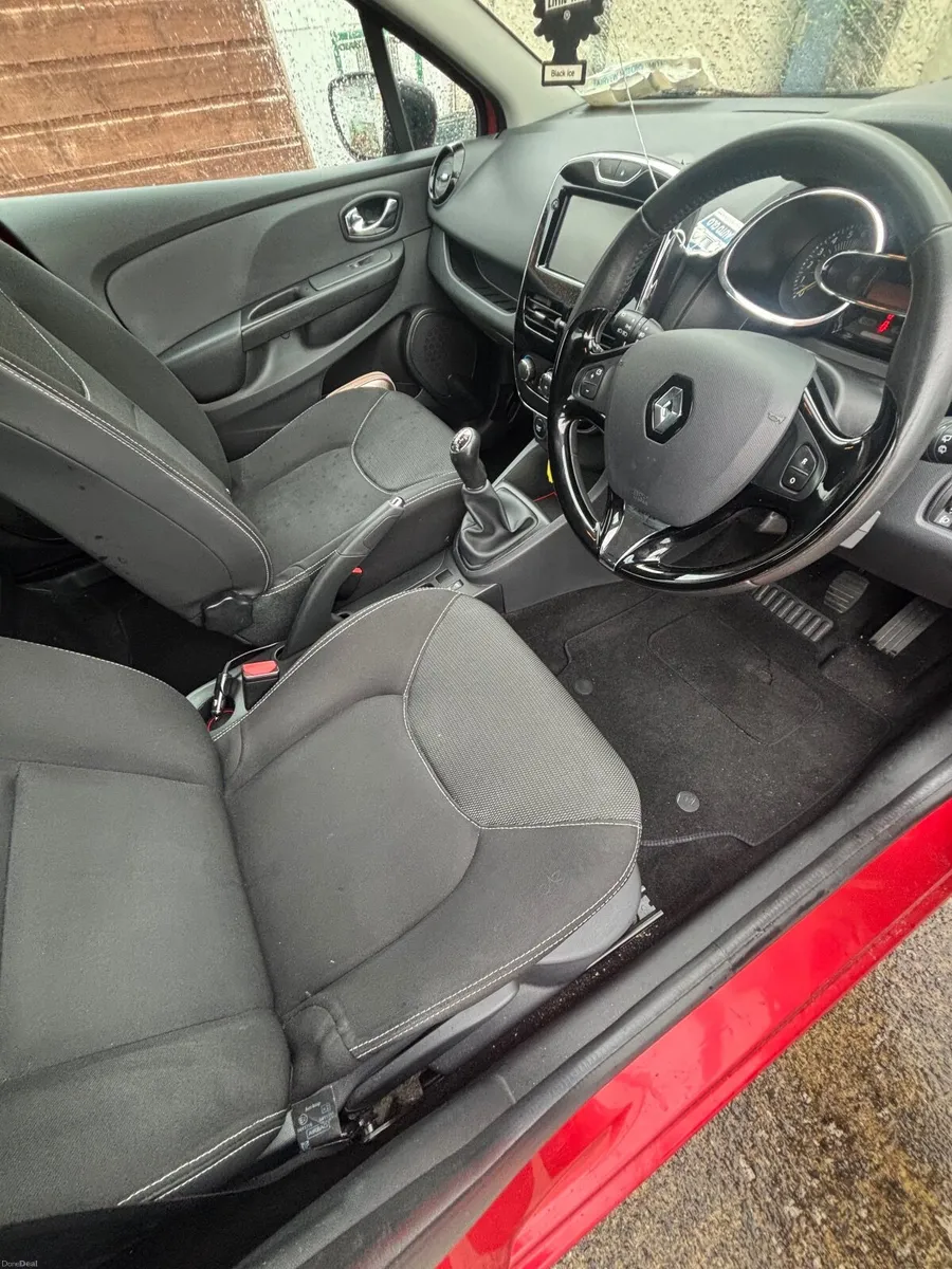 Renault Clio 2014 - Image 4