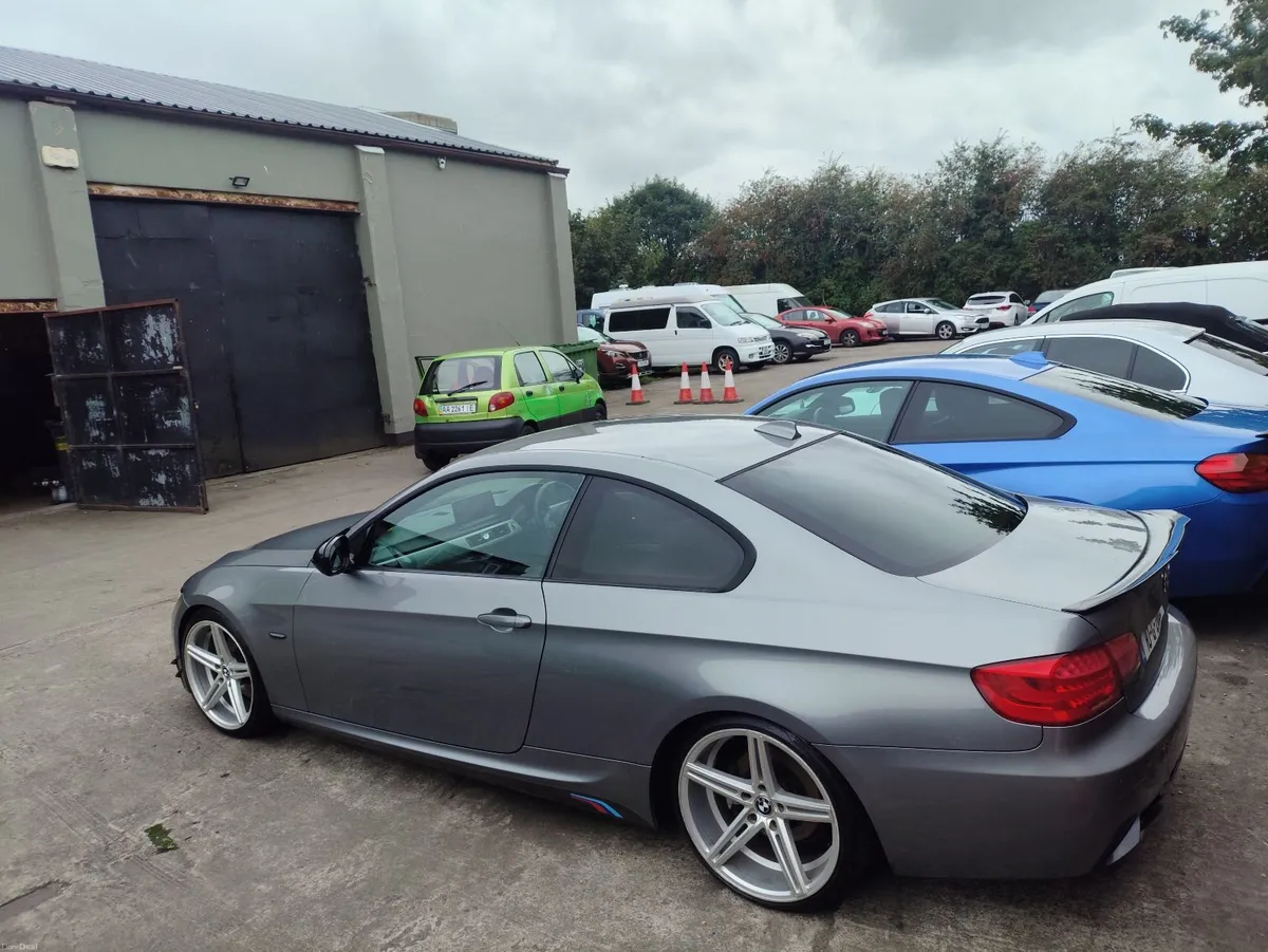 BMW 3-Series 2010 E92 2.0 diesel manual - Image 6